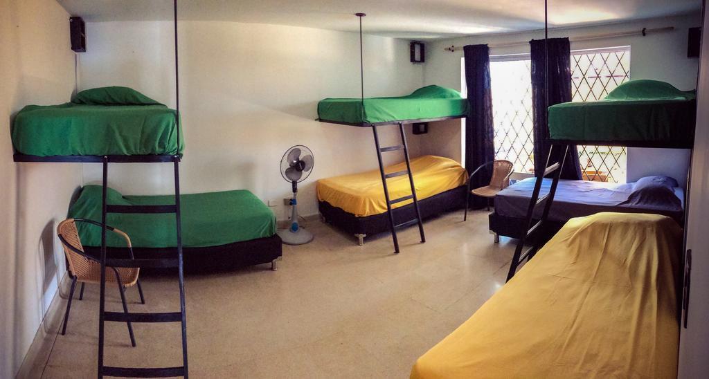 Blackpine Hostel Medellín Quarto foto